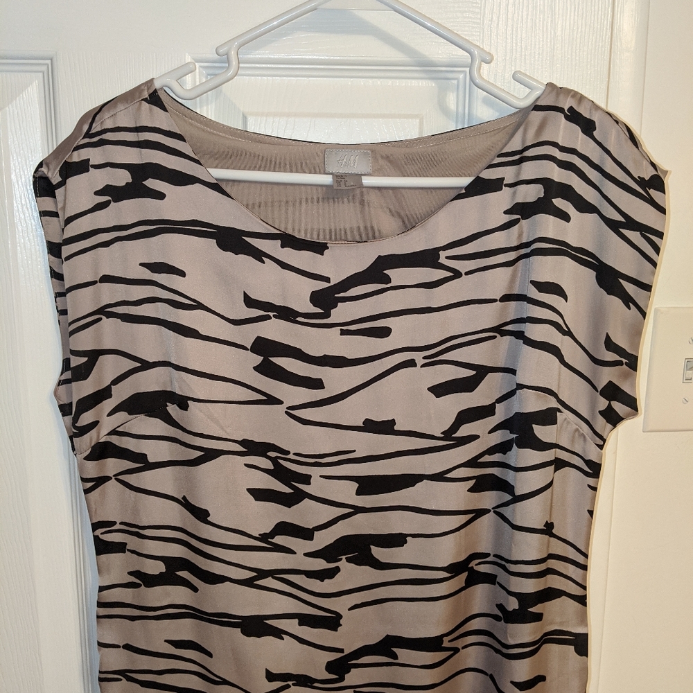 H&M tunic top